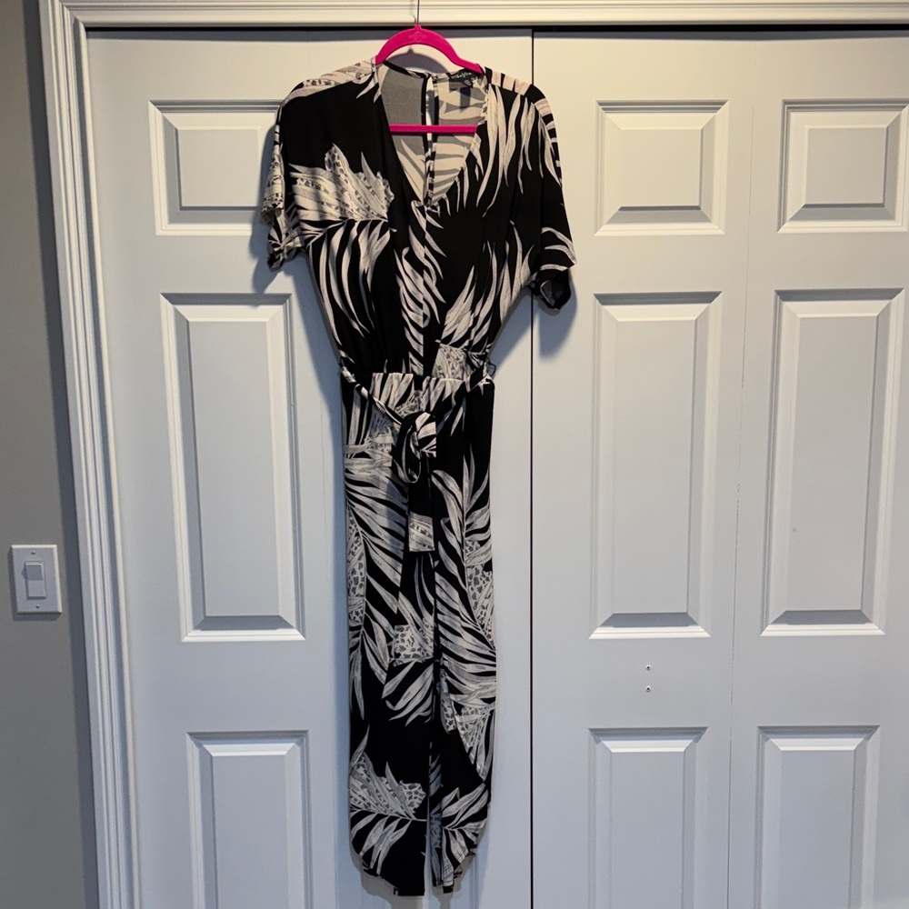 Elegant Black and White Jumpsuit